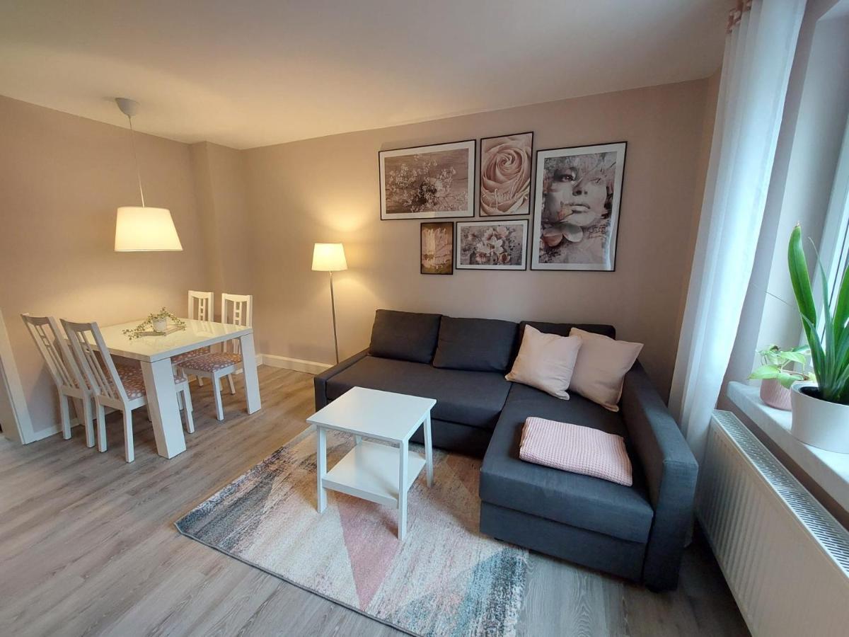 Helles Modern Eingerichtetes Apartment Halle  Eksteriør bilde